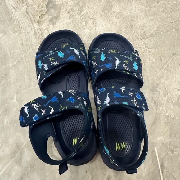 Boys sandals H&M size 12-1 - Picture 2 of 4